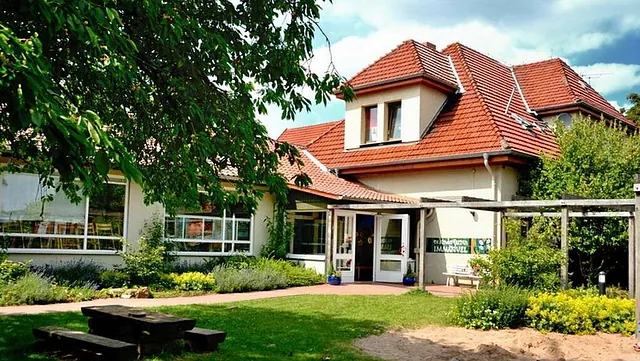 Foto Kindergartengebäude Bierde