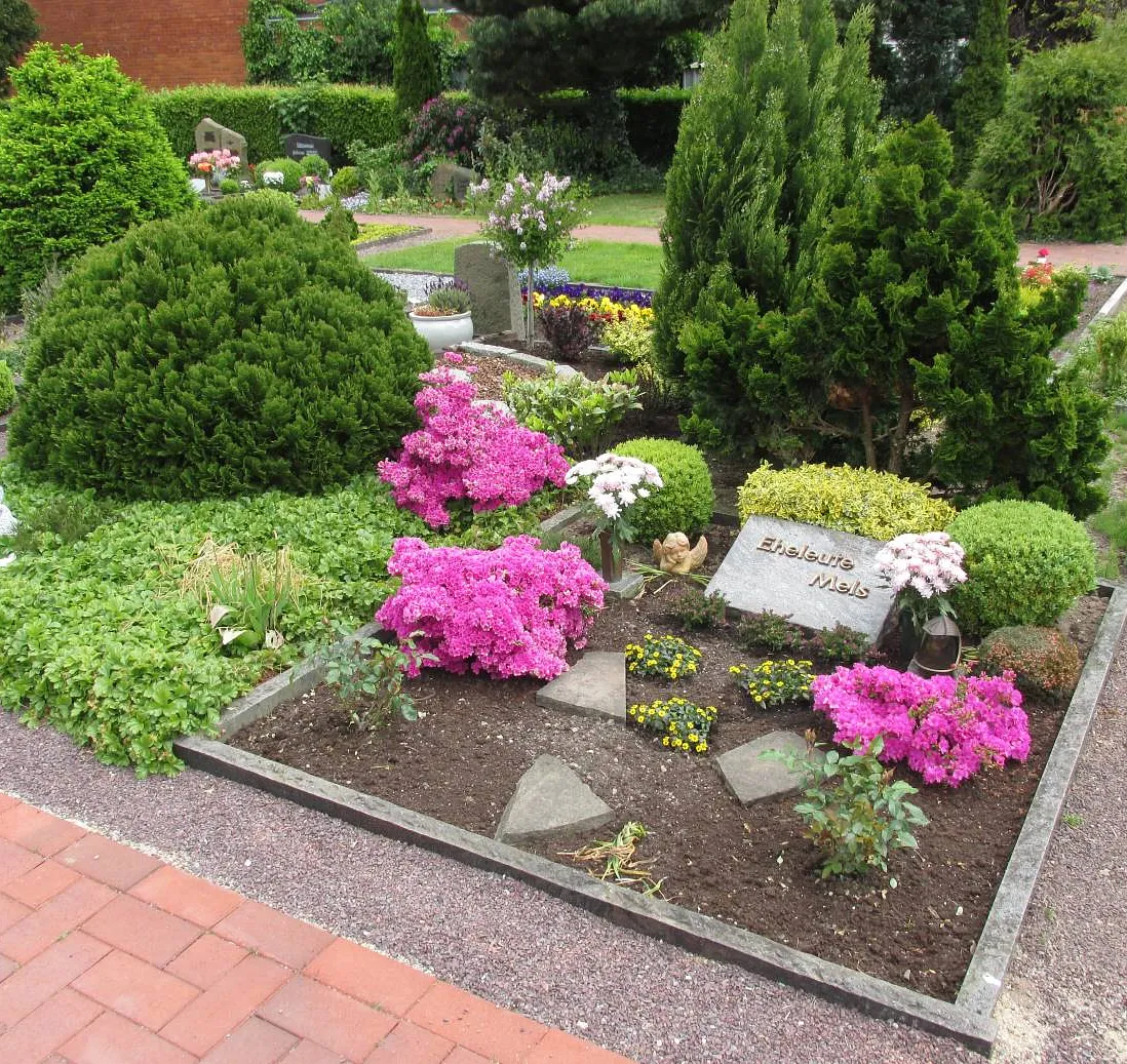 Wahlgrab auf dem Friedhof