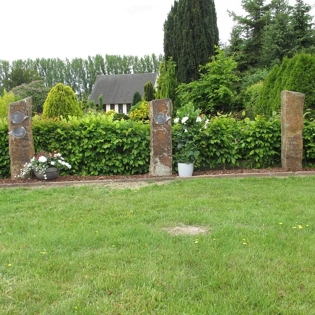 Rasenwahlgrab auf dem Friedhof