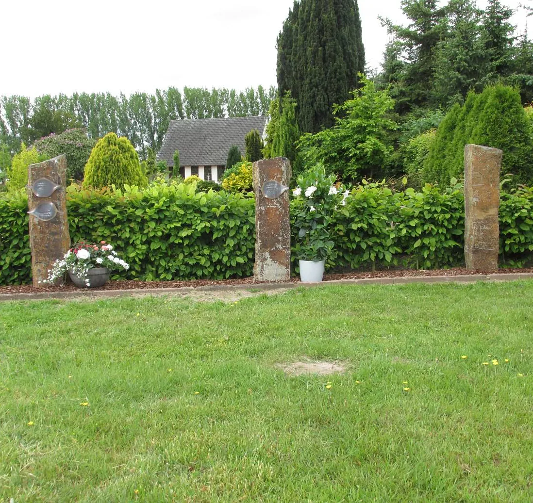 Rasenwahlgrab auf dem Friedhof